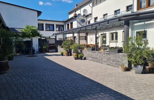 Kattenes Apartment | Hotel-Restaurant Langen - Double room shower/WC