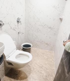 Goregaon West House | Hotel Richie Residency