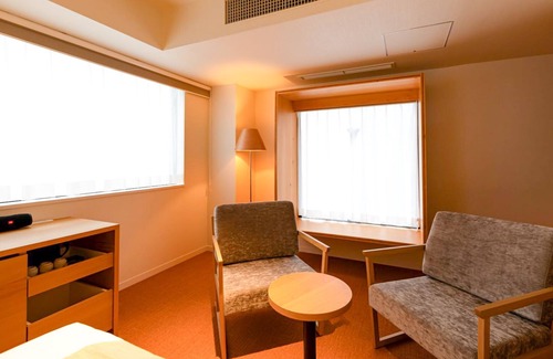 Karasuma Hotel | HOTEL RINGS KYOTO