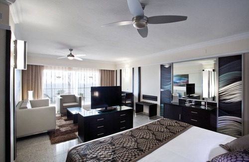Carihuela Hotel | Hotel Riu Nautilus - Adults Only