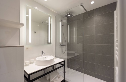 Menton Hotel | Hotel Riva Art & Spa