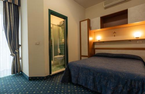 San Giuliano a Mare Hotel | Hotel River fronte mare con piscina
