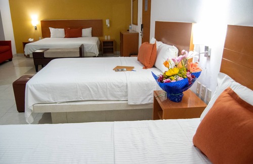 Leon Hotel | Hotel River Poliforum