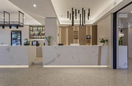 Riva del Garda Hotel | Hotel Riviera