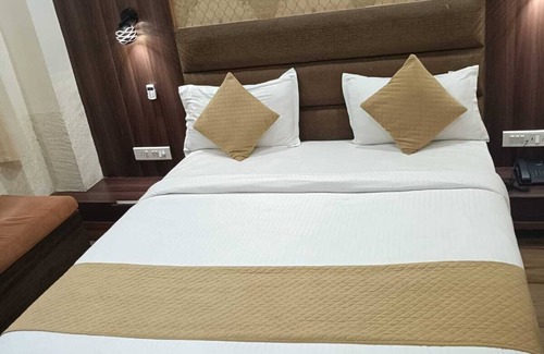 Navrangpura Hotel | HOTEL RJ RESIDENCY C.G.ROAD