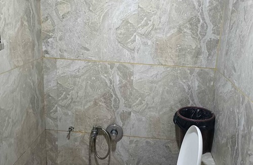 Navrangpura Hotel | HOTEL RJ RESIDENCY C.G.ROAD