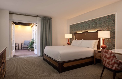 Roanoke Hotel | Hotel Roanoke & Conference Ctr, Curio Collection by Hilton