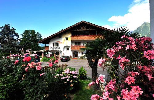 Schenna Hotel | Hotel Rochushof