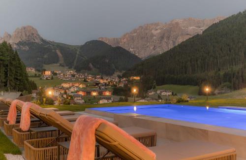 Selva di Val Gardena Hotel | Hotel Rodella