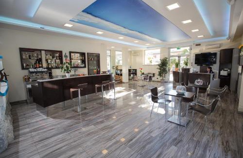 Marina di Massa Hotel | Hotel Roma