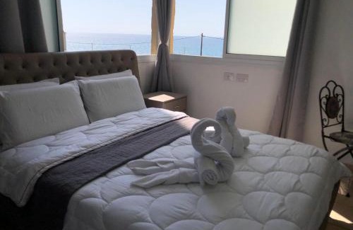 Bat Yam Hotel | Hotel Room Service