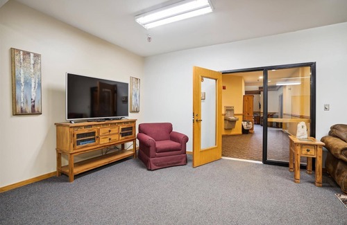 Central Vermont- Killington Condo | Hotel Room with access to pool and hot tub Highridge J5A