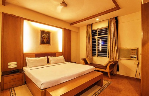 Mysore Hotel | Hotel Roopa