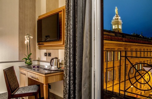 Rione XVIII Castro Pretorio Hotel | Hotel Royal Court