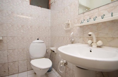 G-6 Sector Hotel | Hotel Royal Home