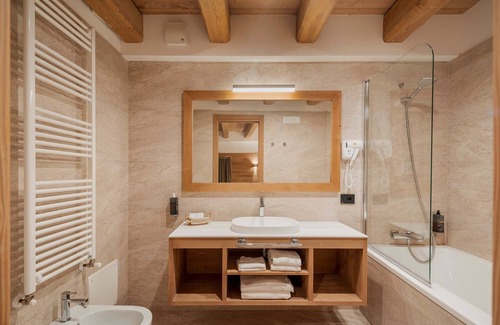 Cortina d'Ampezzo Historic Centre Hotel | Hotel Royal