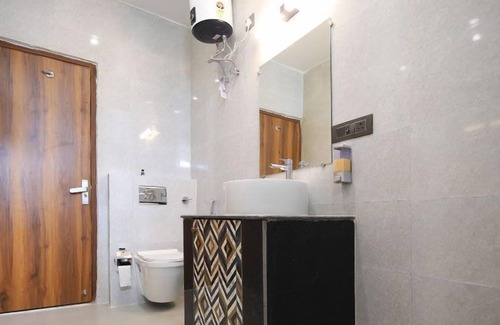 Rishikesh Hotel | Hotel Royal Shivam Residency