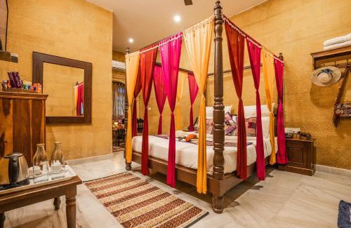 Amar Sagar Pol Hotel | Hotel Royal Villa Jaisalmer