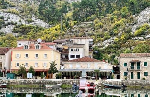 Rijeka Crnojevica Resort | Hotel S Family Jovicevic