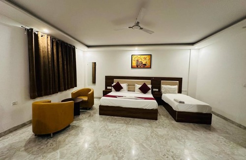 Mahipalpur Extension Bed & Breakfast | Hotel S.R. Plaza