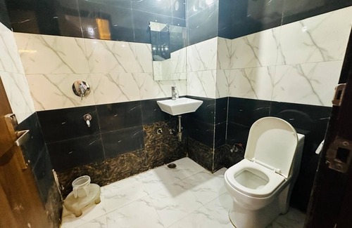 Mahipalpur Extension Bed & Breakfast | Hotel S.R. Plaza