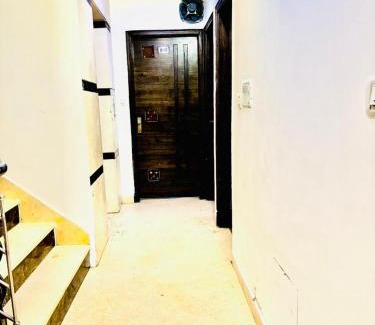 Paharganj House | Hotel Saffron By A1Rooms