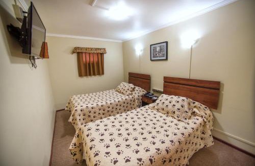 Downtown Santiago Hotel | Hotel Sahara Inn