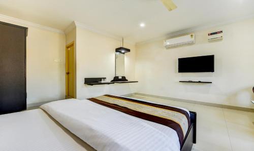 Meenambakkam Hotel | HOTEL SAlBALA INN - NEAR AIRPORT