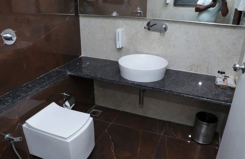 Marhi Hotel | Hotel Samdariya Gold - Rewa