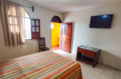 Cerro Azul Hotel | Hotel San Carlos