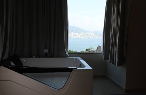 Kfar Yassine Hotel | Hotel San Diego