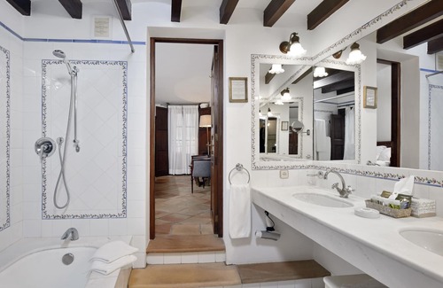 La Llotja-Born Hotel | Hotel San Lorenzo - Adults Only