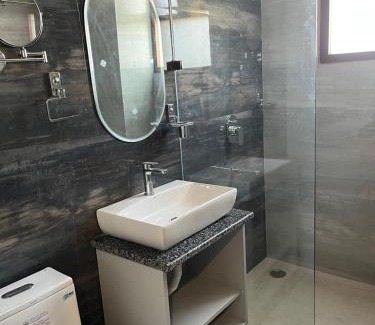 Noida Hotel | Hotel Sandal tree express