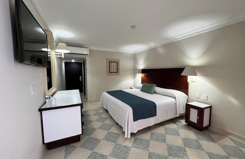 Mazatlan Hotel | Hotel Sands Arenas