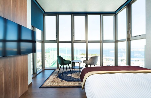 Naha City Centre Hotel | HOTEL SANSUI NAHA Ryukyu Onsen Naminoue-No-Yu
