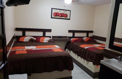 Zapopan House | Hotel Santa Ana