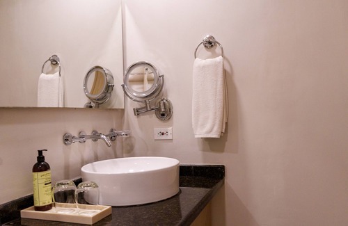 Cartagena Walled City Hotel | Hotel Santa Cecilia B&B