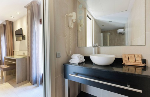Sant Pere Hotel | Hotel Santa Marta