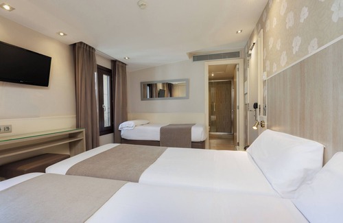 Sant Pere Hotel | Hotel Santa Marta