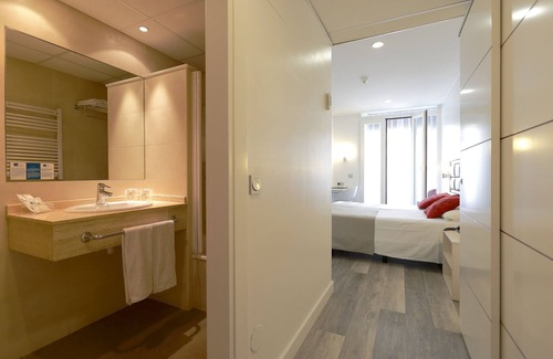 Gijon City Centre Hotel | Hotel Santa Rosa, Blue Hoteles