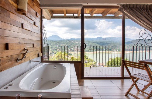 Valle de Bravo Hotel | Hotel Santa Rosa