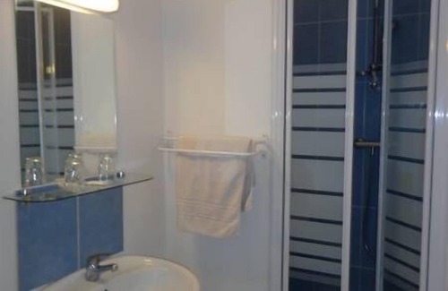 Epinettes Hotel | Hotel Santana