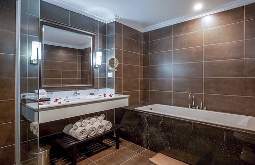 Sa Pa Hotel | Hotel Sapa Square, Affiliated by Meliá
