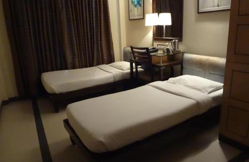 Marine Lines Apartment | HOTEL SAPNA MARINE