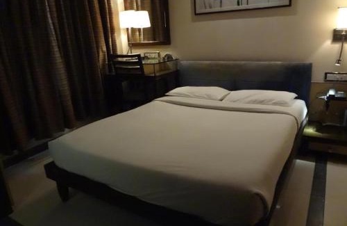 Marine Lines Apartment | HOTEL SAPNA MARINE
