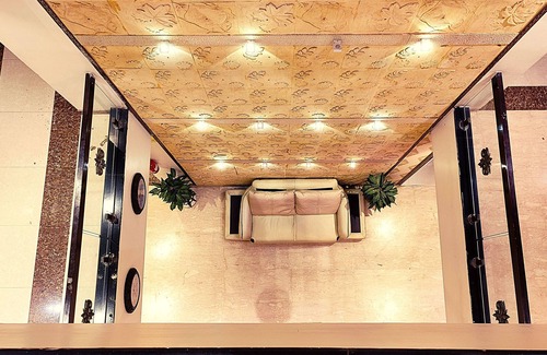 Mansarovar Hotel | Hotel Sapphire World