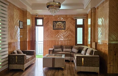 Jhakri Hotel | Hotel Sarahan Inn