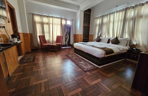Jhakri Hotel | Hotel Sarahan Inn