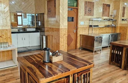 Jhakri Hotel | Hotel Sarahan Inn