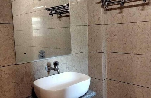 Murbad Hotel | HOTEL SARIKA